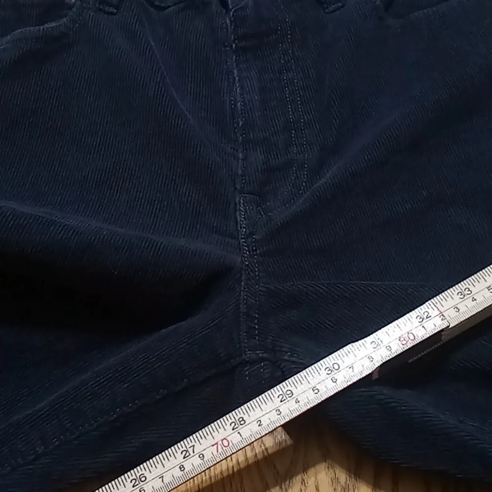 J. CREW Mens Pants BLACK 29 x 30 CORDUROY Preowned CLASSIC STRAIGHT JCREW